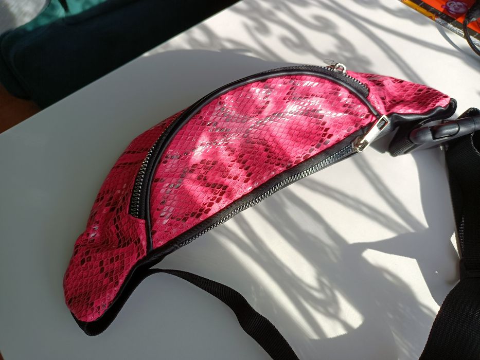 Nowa nerka damska/dziewczęca