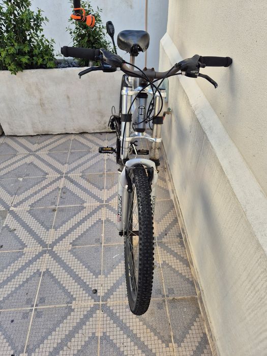 Bicicleta em otimo estado