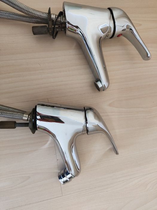 Torneiras lavatório+ bidé Zenit usadas