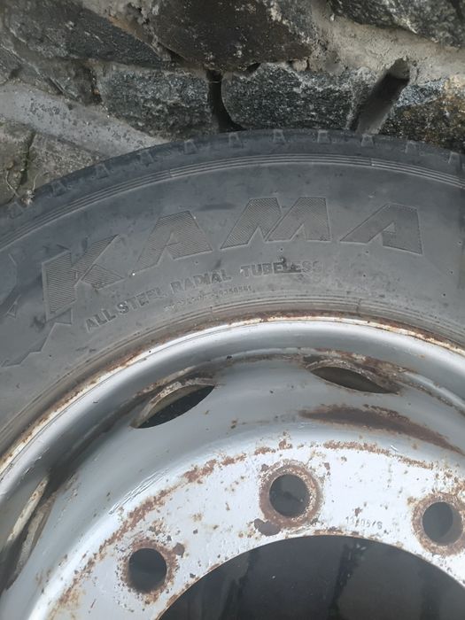 Резіна б у.     Колесо в зборі