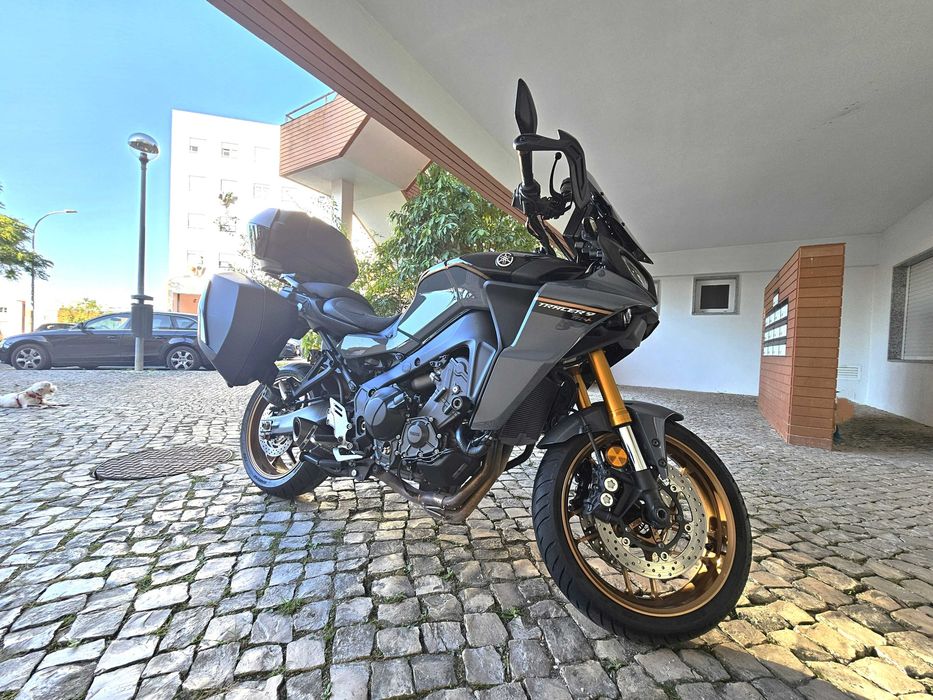 Yamaha Tracer 9 GT+ Radar, linha escape Dominator, com + extras e Garantia