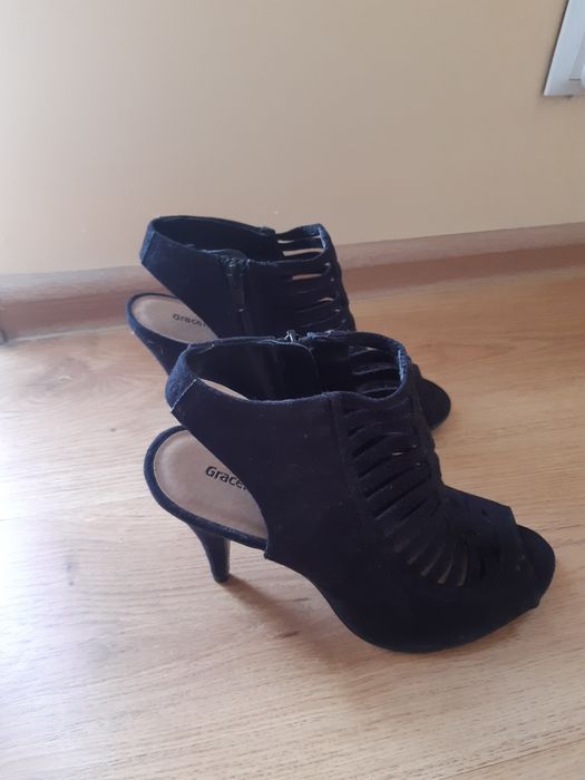 Szpilki 38 Graceland