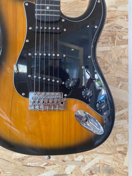 Guitarra elétrica phoenix