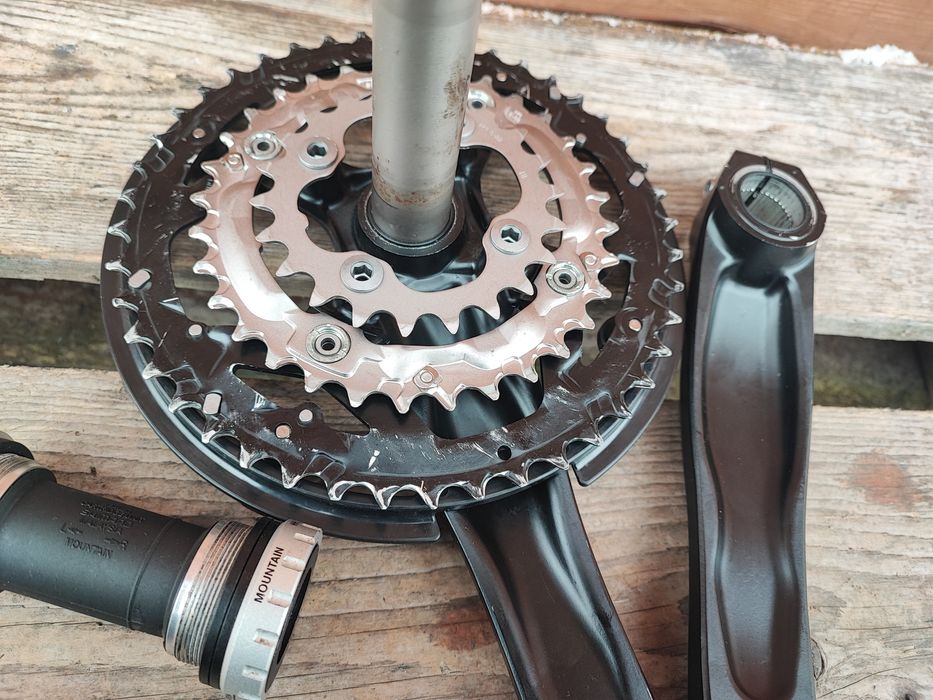 Korba rowerowa Shimano Deore M542 175mm  Hollowtech 2 Retro MTB