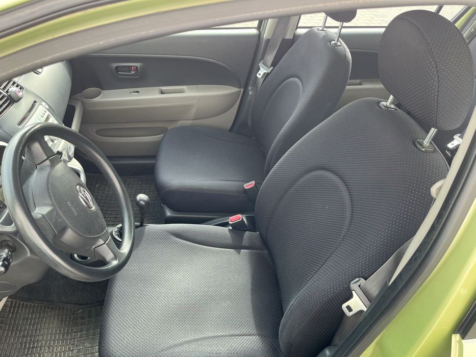 Sprzedam Daihatsu Sirion