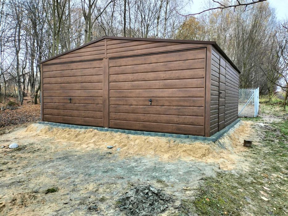 Garaż blaszany 6x6 orzech