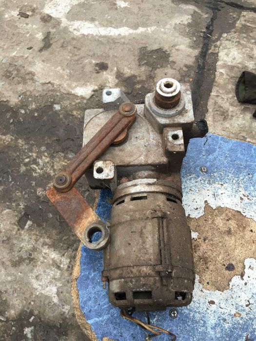 Редуктор с двигателем мотором редуктор слайсера дровокола идеал СССР