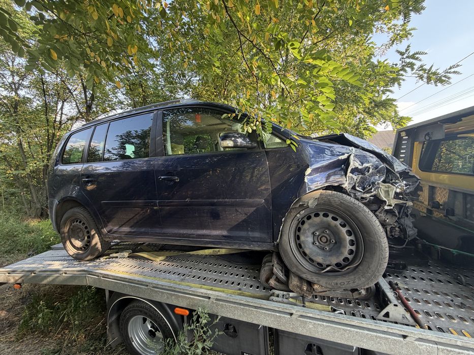 Volkswagen Touran, 2005