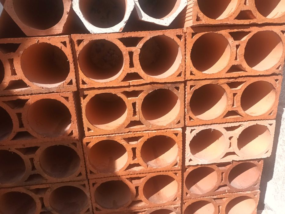 Garrafeiras em bloco - tipo tijolos