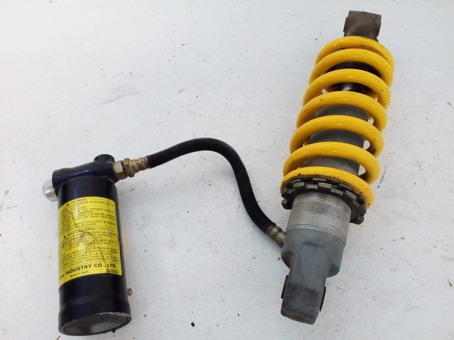 Triumph TT 600 centralny amortyzator tył