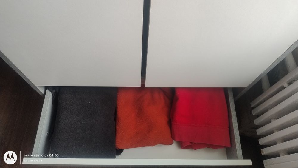 Шафа JYSK нова сіро-біла