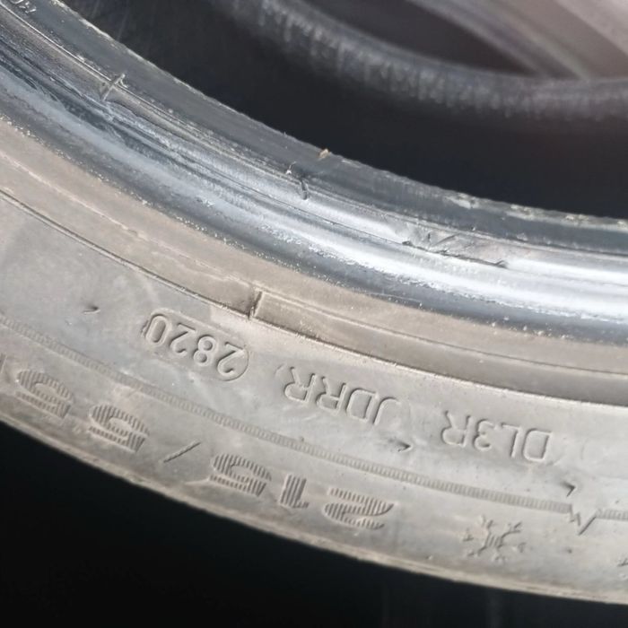 Шини резина НОВА (9мм)215/55R-17 НОВА!!