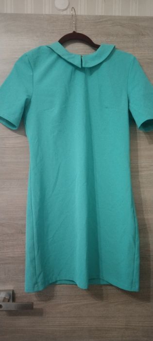 3 сукні розміру с-м