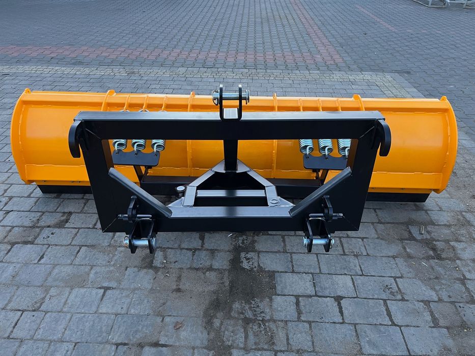 Pług śnieżny do wózka widłowego, ciągnika, ładowarki - producent