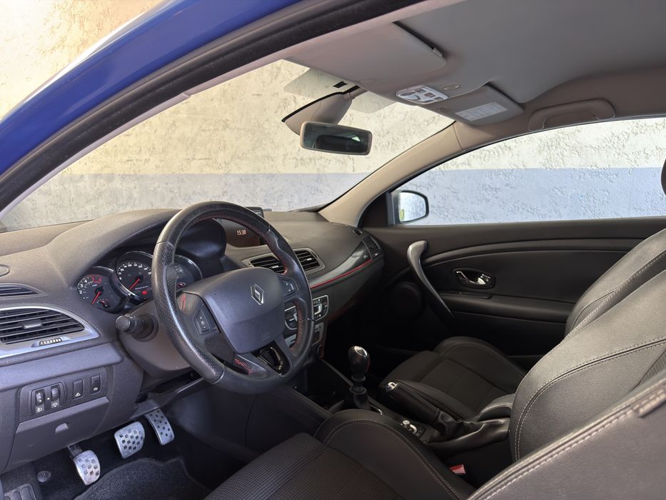 Renault Megane Coupe 1.5 DCI GT Line - Desde 155€ Mês