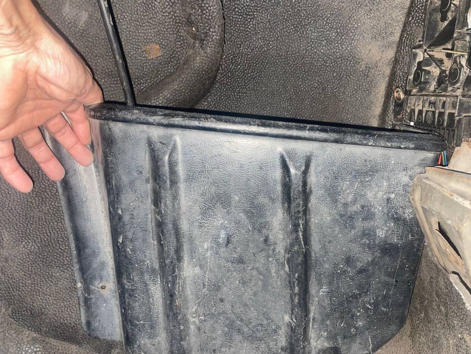 Карман в багажный отсек b2 80 90 coupe