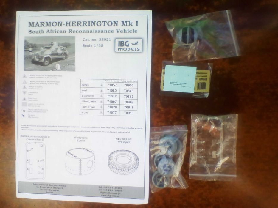 Сборная модель 1/35 WWII Marmon-Herrington Mk.I фирмы IBG models