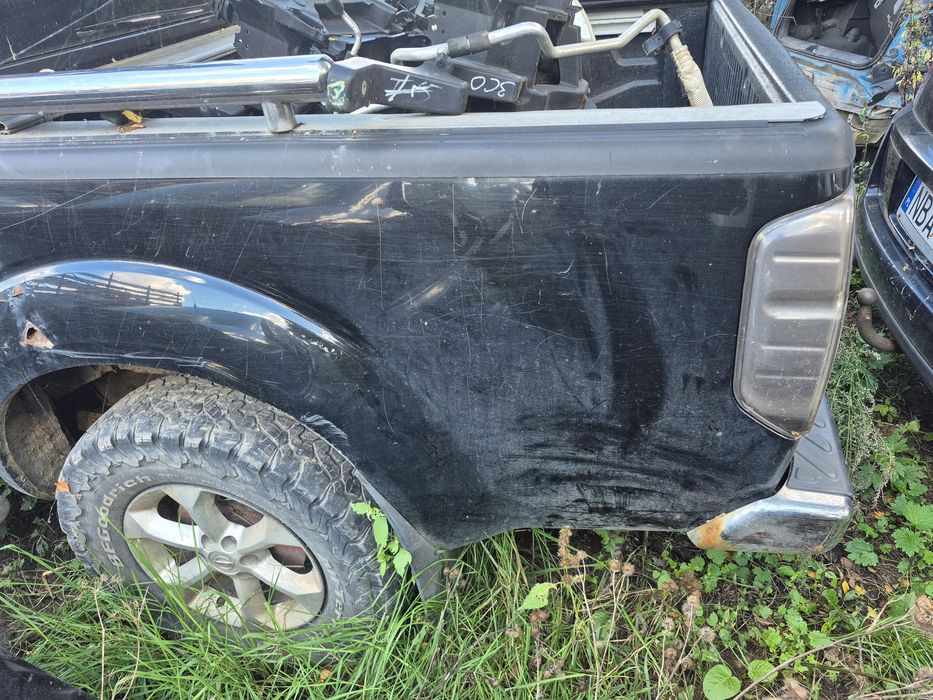 Paka zabudowa nissan navara d40 do poprawek