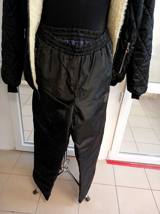 Одежда мужская куртка и брюки