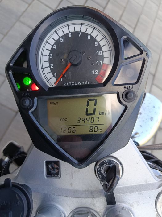 Suzuki SV650 2004r. polift