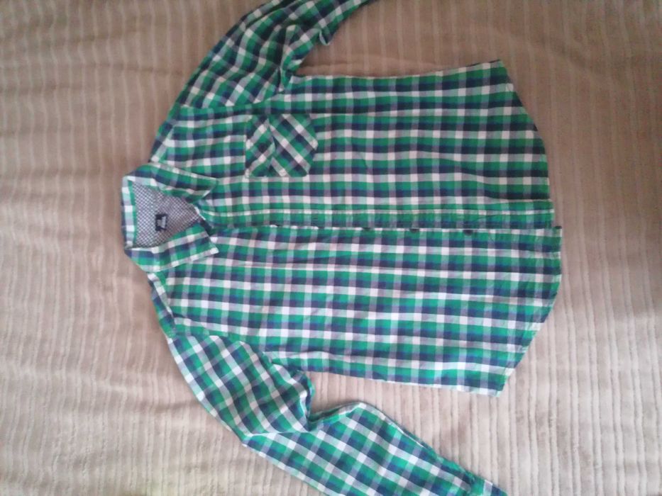 Продам рубашки дитячі