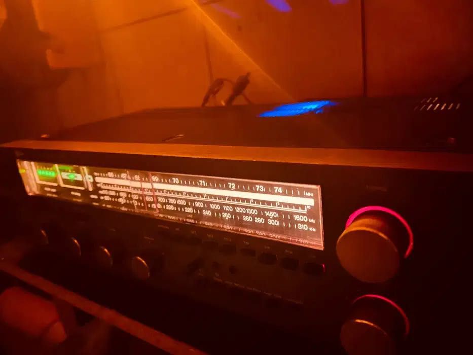 At 9115 z bluetooth bez reklam, piekny amplituner z PRL