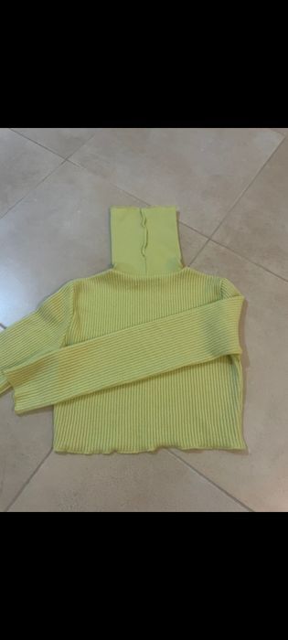 Camisola gola alta verde