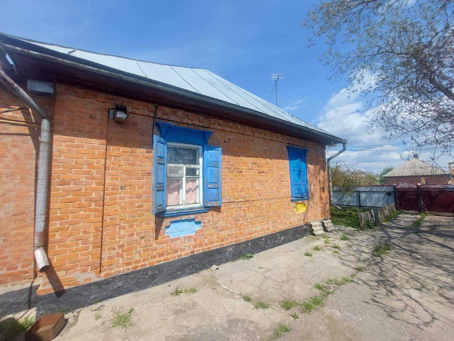 Цегляний будинок в Градизьку[]