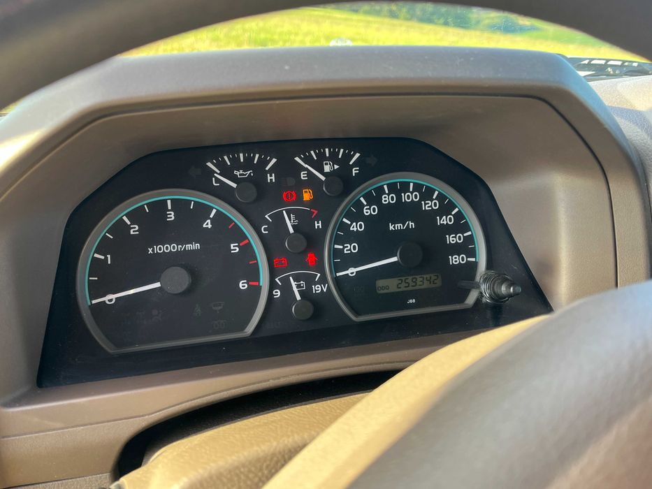 Land Cruiser 76 HZJ76