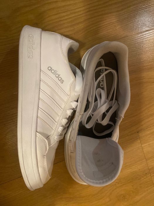 Buty damskie sportowe Adidas, rozmiar 37 1/3
