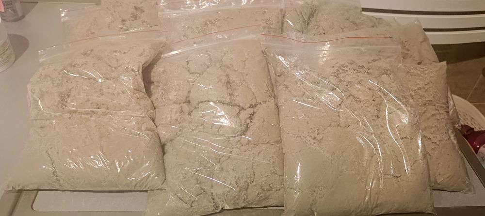 Sprzedam piasek kwarcowy do akwarium