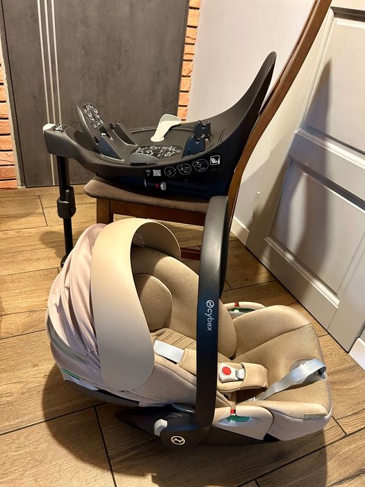 „Cybex” fotelik samochodowy