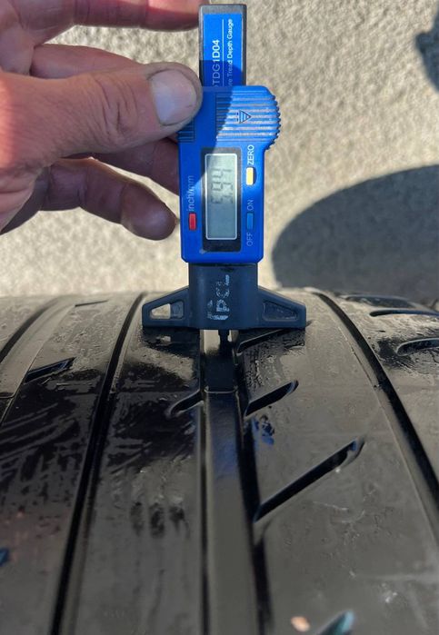 Шины б у 285/35R18 TOYO PROXES T1 лето