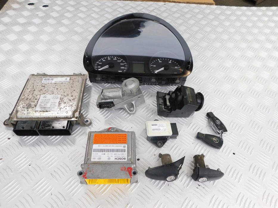 Sprinter 906 651 komputer stacyjka rygiel licznik zestaw start 2600