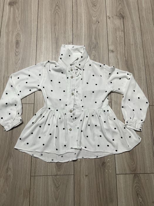 Шкільна блузка.