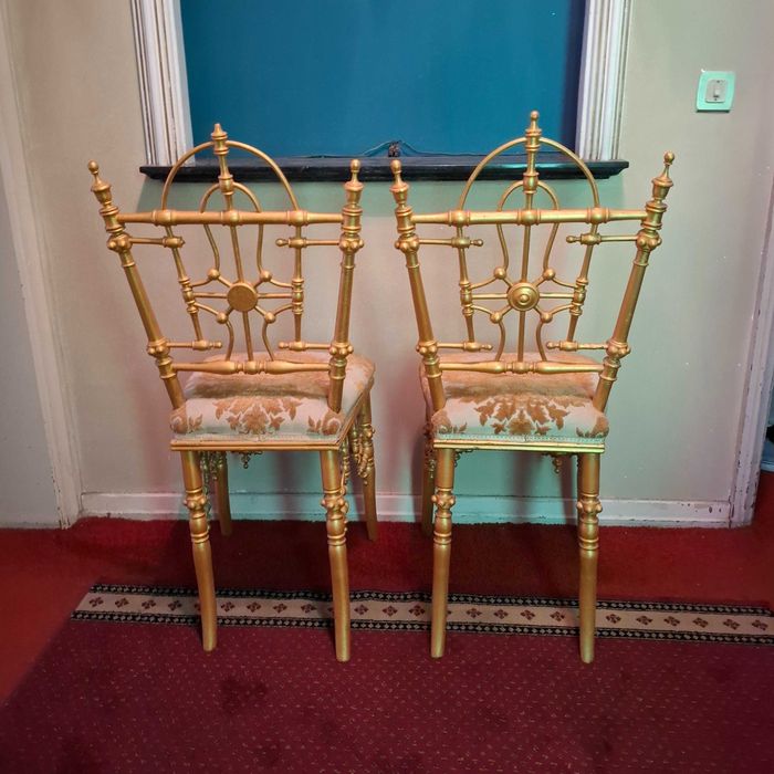 Cadeiras Douradas Estofadas - Decorativas ( Raras )