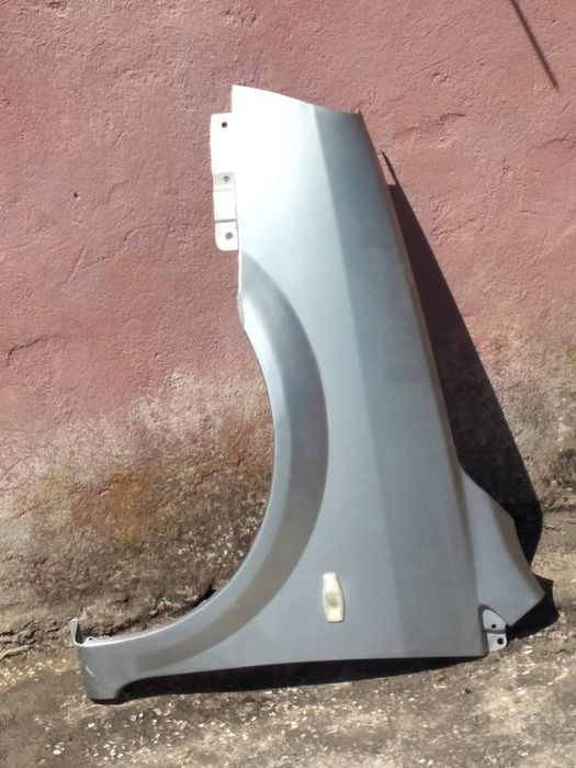 Guarda Lamas Kia Carens Ano 2005 Esquerdo e Direito