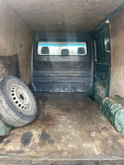 Mersedes Sprinter 208 груз.
