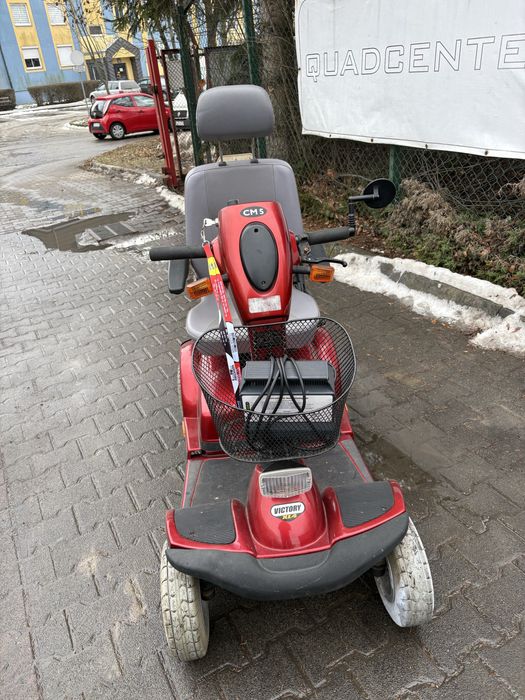 Sprzedam wuzek inwalicki elektryczny .
