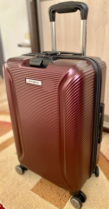 Оригінальна Валіза чемодан Samsonite Element Burgundy S-ручна поклажа