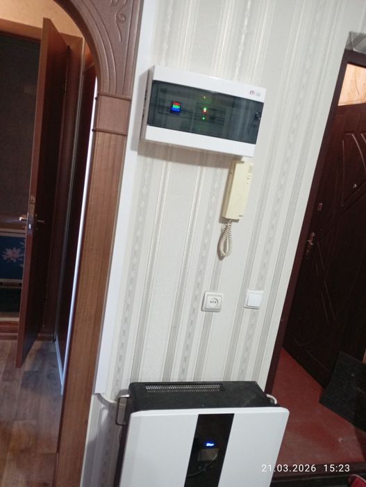 Щит АВР, електрощит підключення інвертора, зарядної станції, генератора .