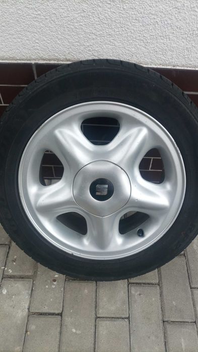 Koła Aluminiowe Seat 15" Z Oponami Letnimi