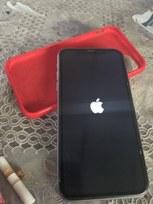 обменяю iPhone 11/64
