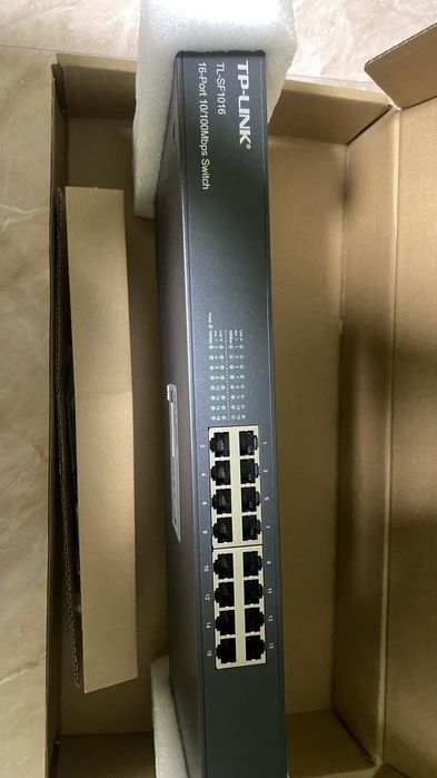 Свич мережевий дл видеонаблюдения и сетки с ТЦ. TP-Link TL-SF1016