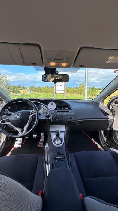 Honda Civic 1.8 benzyna