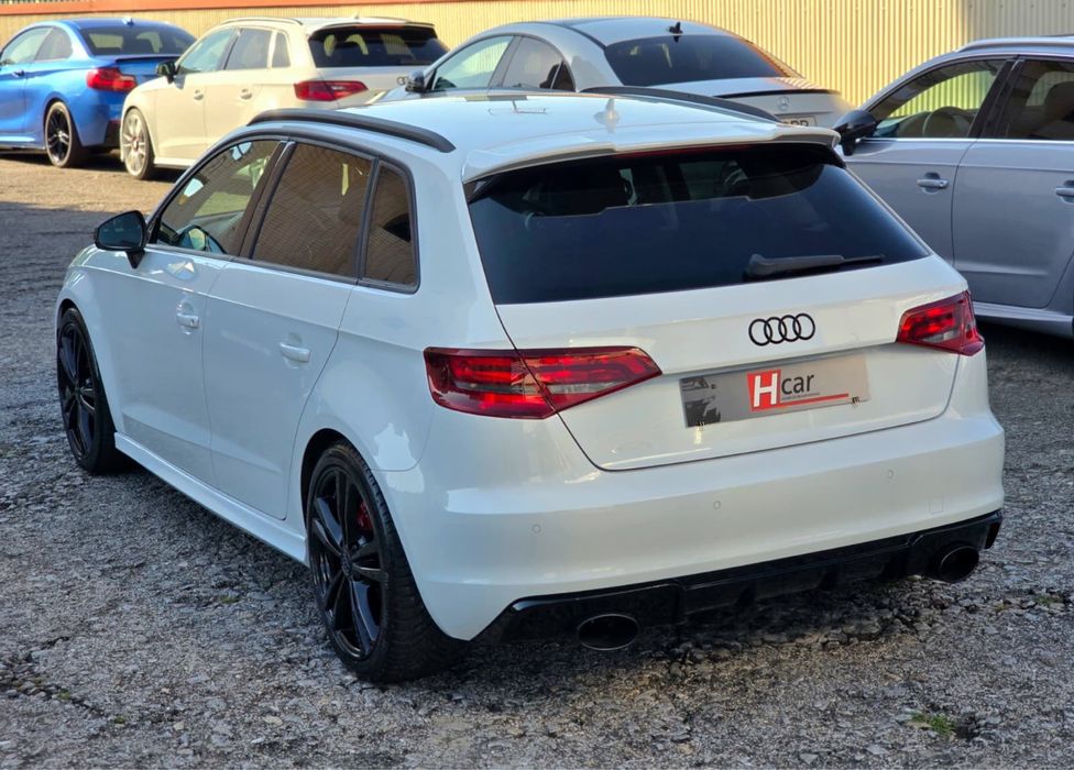 Audi A3 Sportback 8V S line 1.6Tdi 110Cv (LOOK RS3)