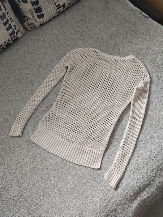 Kremowo-beżowy siateczkowy ażurowy sweterek błyszcząca nitka ONLY r. S