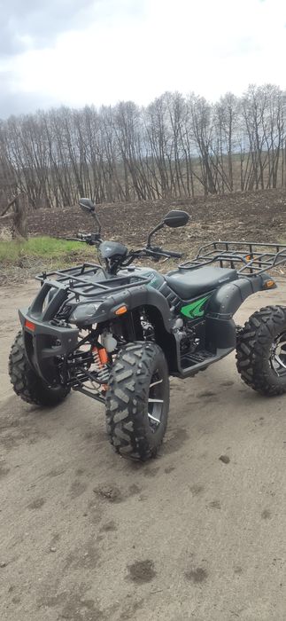 Продам квадроцикл HUMMER 250