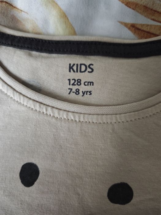 Bluzka koszulka długi rękaw w kropki z falbanką Pepco