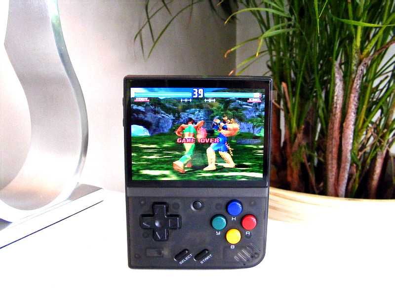 Nowa Konsola do grania (ponad 8000 gier)